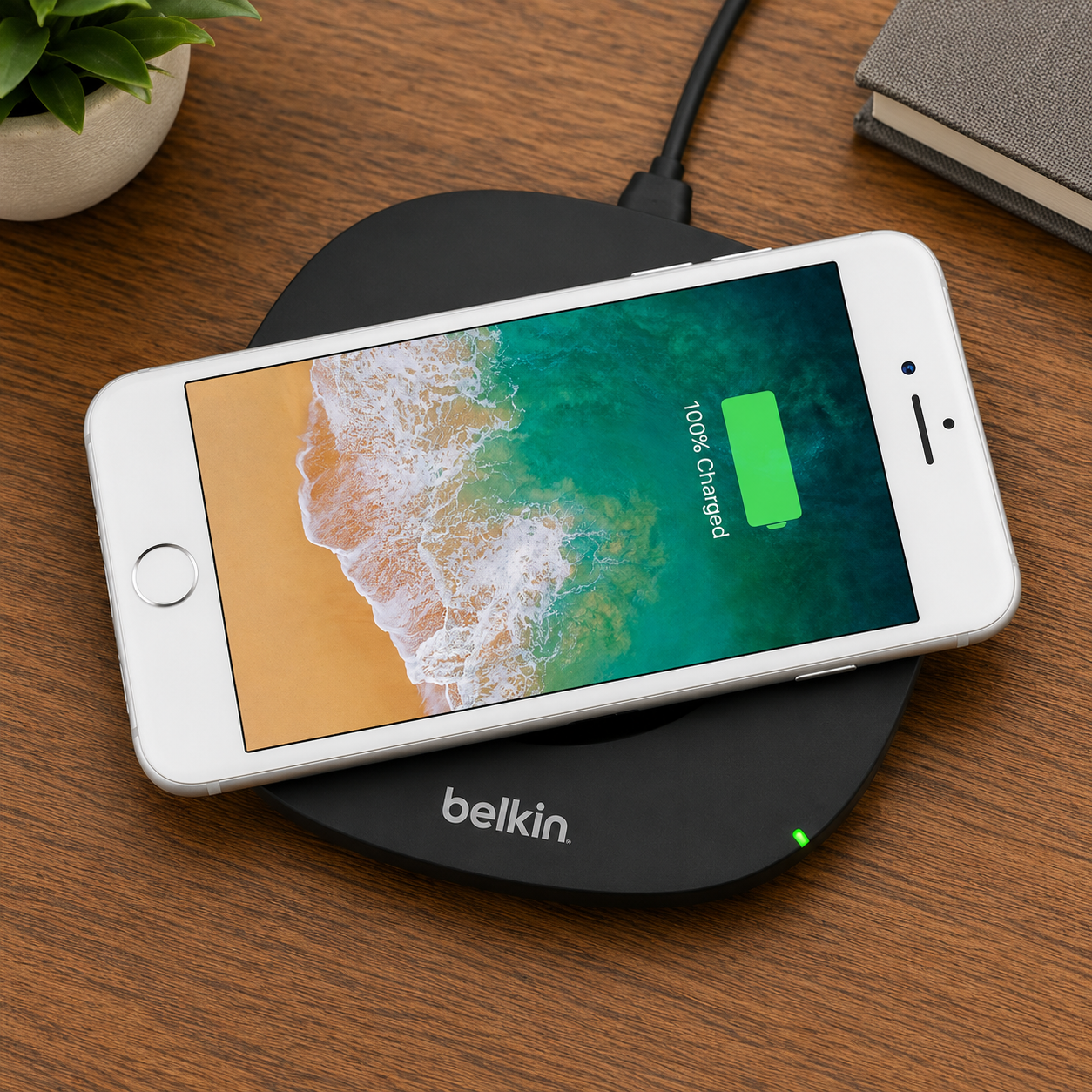Belkin FMM747BT Wireless Charger | Magnetic Fast Wireless Charging Pad | Qi Charging Station